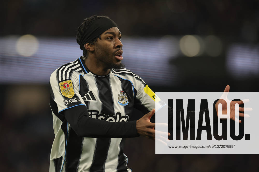 Manchester City v Newcastle United, EFL Cup, Semi Final Second Leg Anthony Elanga (20) of Newcastle United celebrates scoring to make it 3-1 during the EFL Cup semi-final 2nd leg match between Manchester City and Newcastle United at the Etihad Stadium, Manchester, UK on 4 February 2026. Manchester Etihad Stadium Manchester UK Editorial use only DataCo restrictions apply See www.football-dataco.com ,