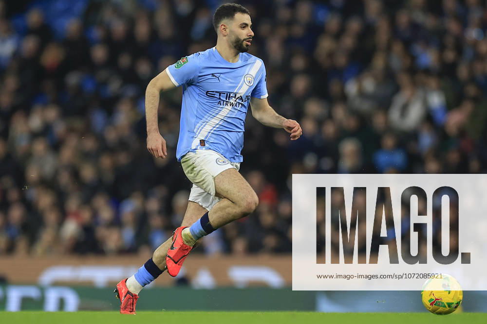 Manchester City v Newcastle United, EFL Cup, Semi Final Second Leg Rayan Ait-Nouri (21) of Manchester City runs with the ball during the EFL Cup semi-final 2nd leg match between Manchester City and Newcastle United at the Etihad Stadium, Manchester, UK on 4 February 2026. Manchester Etihad Stadium Manchester UK Editorial use only DataCo restrictions apply See www.football-dataco.com ,