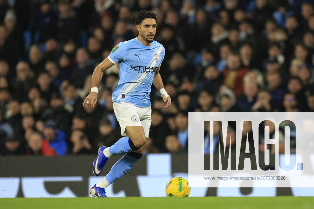 Manchester City v Newcastle United, EFL Cup, Semi Final Second Leg Omar Marmoush (7) of Manchester City runs with the ball during the EFL Cup semi-final 2nd leg match between Manchester City and Newcastle United at the Etihad Stadium, Manchester, UK on 4 February 2026. Manchester Etihad Stadium Manchester UK Editorial use only DataCo restrictions apply See www.football-dataco.com ,
