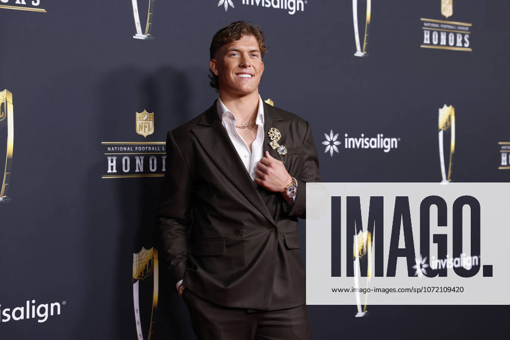 Jaxson Dart arrives on the red carpet at the 2026 NFL, American Football Herren, USA Honors presented by Invisalign in the days leading up to Super Bowl LX in San Francisco on Thursday, February 5, 2026. The New England Patriots will play the Seattle Seahawks in Super Bowl LX at Levi s Stadium in Santa Clara on Sunday, February 8, 2026. SBP20260205385 JOHNxANGELILLO