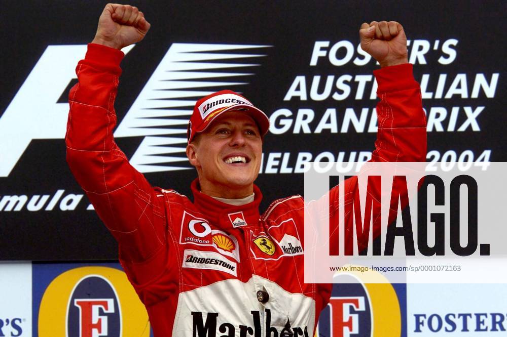 Sieger Michael Schumacher (Deutschland Ferrari) jubelt Motorsport Grand Prix Herren Großer Preis von Australien 2004, Formel 1 Weltmeisterschaft, F1, F, GP, WM, Vdig Einzelbild Albert Park Melbourne Begeisterung, Freude,