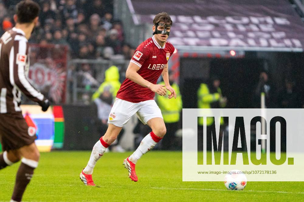 Ramon Hendriks VfB Stuttgart, 03 , GER, FC St Pauli vs VfB Stuttgart, Football, Bundesliga, Matchday 21, Season 2025 2026, 07 02 2026 DFL REGULATIONS PROHIBIT ANY USE OF PHOTOGRAPHS AS IMAGE SEQUENCES AND OR QUASI VIDEO GER, FC St Pauli vs VfB Stuttgart, Football, Bundesliga, Matchday 21, Season 2025 2026, 07 02 2026 Hamburg