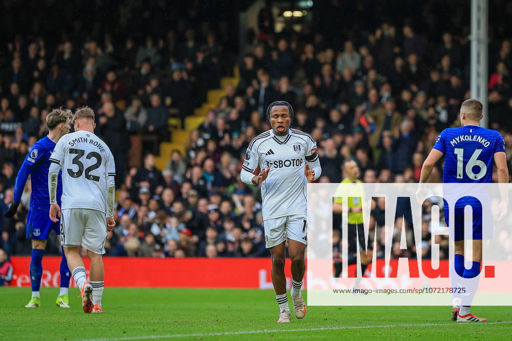 Fulham v Everton, Premier League Fulham Forward Samuel Chukwueze (19) during the Premier League match between Fulham and Everton at Craven Cottage, London, UK on 7 February 2026. Editorial use only DataCo restrictions apply See www.football-dataco.com ,