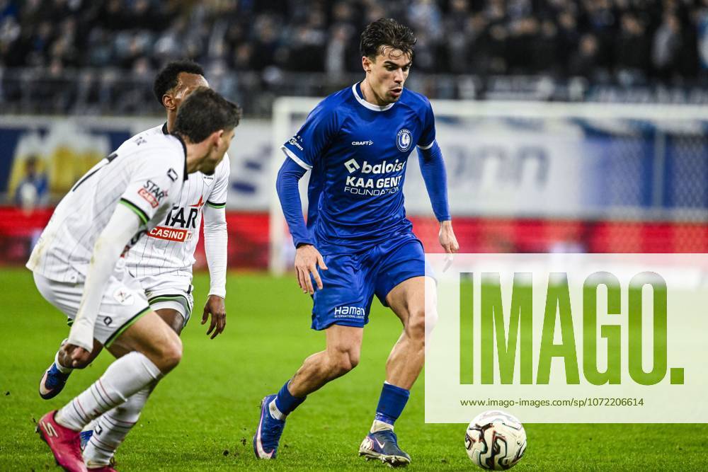 Gent s Tiago Araujo pictured in action during a soccer match between KAA Gent and Oud Heverlee Leuven, Saturday 07 February 2026 in Gent, on day 24 of the 2025-2026 Jupiler Pro League first division of the Belgian championship. TOM GOYVAERTS TomxGoyvaerts x161840298x
