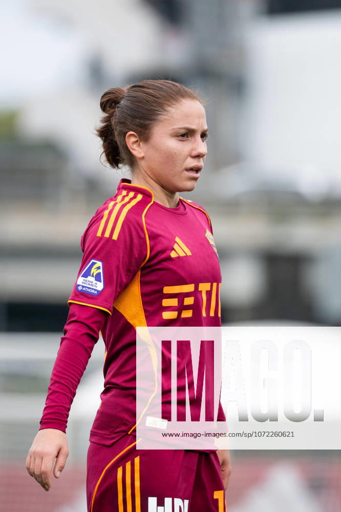 AS Roma v AC Milan - Serie A Women Manuela Giugliano of A.S. Roma Femminile plays during the Serie A Women s match between AS Roma and FC Milan at the Tre Fontane Stadium in Rome, Italy, on February 8, 2026. Rome Italy Italy