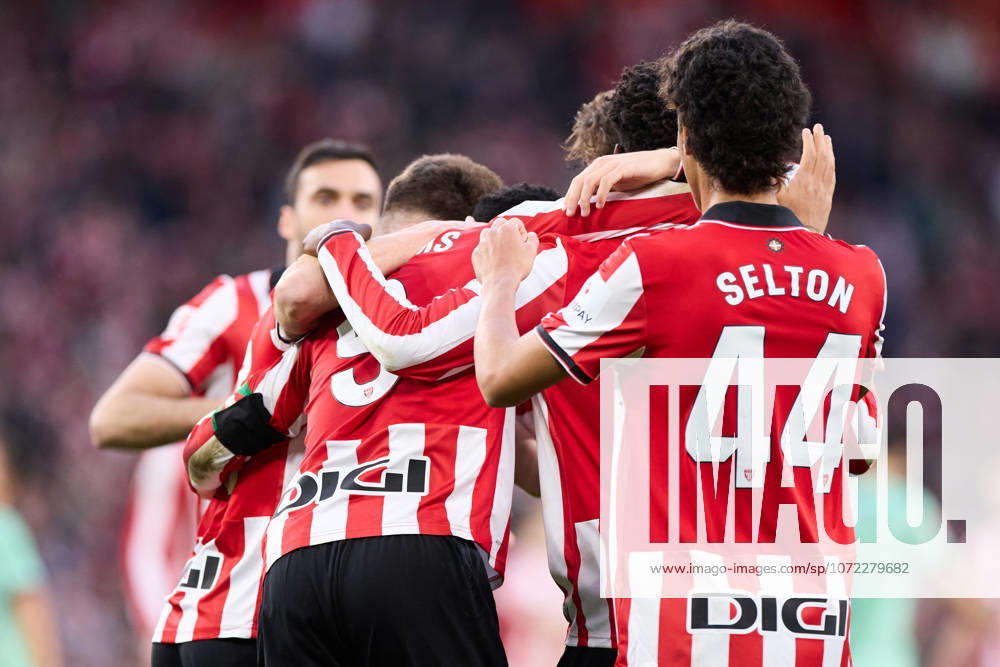 Athletic Club v Levante UD - LaLiga EA Sports Robert Navarro of Athletic Club celebrates after scoring the team s fourth goal during the LaLiga EA Sports match between Athletic Club and Levante UD at San Mames on February 8, 2026, in Bilbao, Spain. Bilbao San Mames Basque Country Spain RL_ATHvLUD_000099