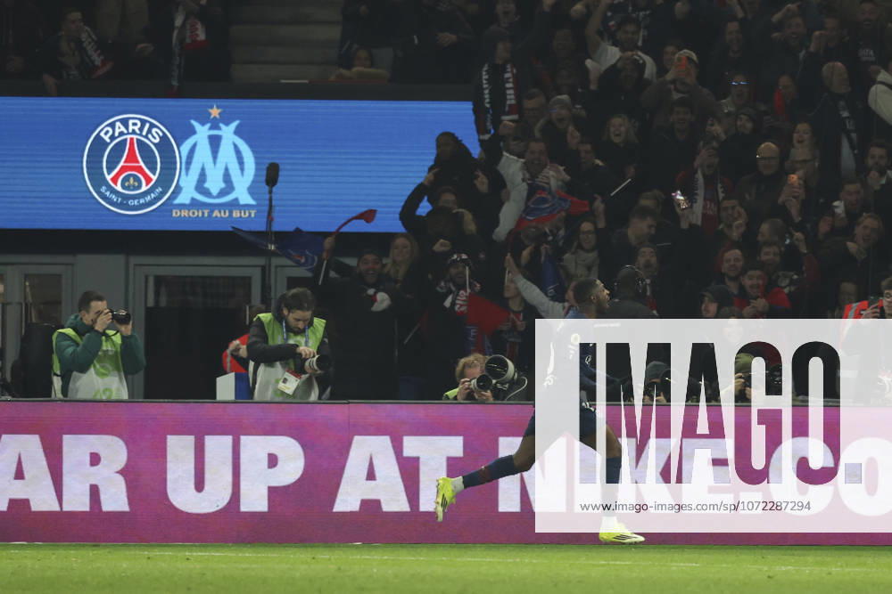 Joie sur le 2eme but de Ousmane Dembele (PSG)