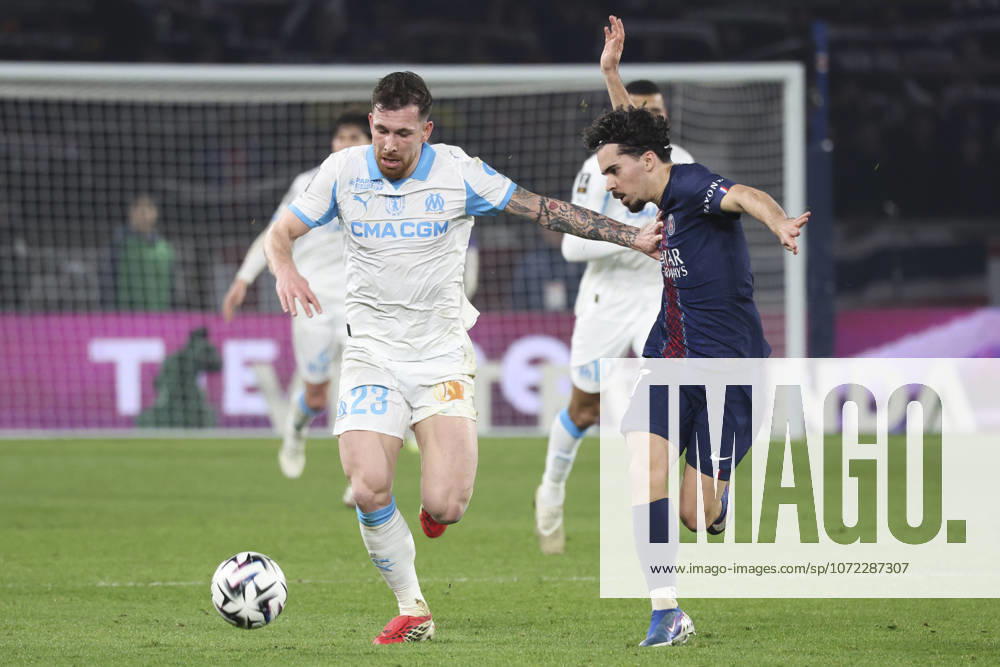 Pierre-Emile Hojbjerg (Olympique de Marseille) Vs Vitinha (PSG)