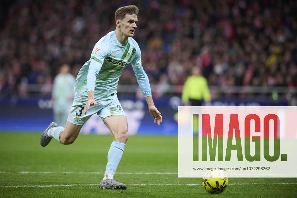 ATLETICO DE MADRID v REAL BETIS BALOMPIE. LA LIGA 2025 2026. ROUND 23. Real Betis Balompie s Diego Llorente during La Liga match. February 08 ,2026. (ALTERPHOTOS Ropero) MadridSpain