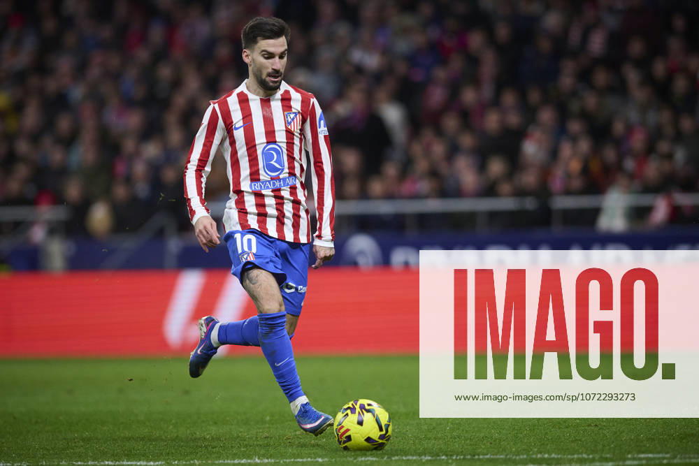 ATLETICO DE MADRID v REAL BETIS BALOMPIE. LA LIGA 2025 2026. ROUND 23. Atletico de Madrid s Alex Baena during La Liga match. February 08 ,2026. (ALTERPHOTOS Ropero) MadridSpain
