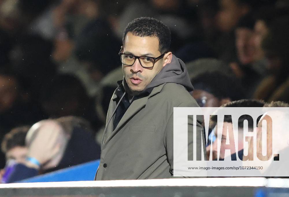 . - Chelsea U18 v Manchester City U18, FA Youth Cup, Fifth Round, Kingsmeadow Stadium, Kingston Upon Thames, London, UK - 9th February 2026. Daniel Weir Crystal Pix Daniel Weir Crystal Pix Liam Rosenior manager of Chelsea watches from the stands. - Chelsea U18 v Manchester City U18, FA Youth Cup, Fifth Round, Kingsmeadow Stadium, Kingston Upon Thames, London, UK - 9th February 2026. Daniel Weir Crystal Pix London Kingsmeadow Stadium UK