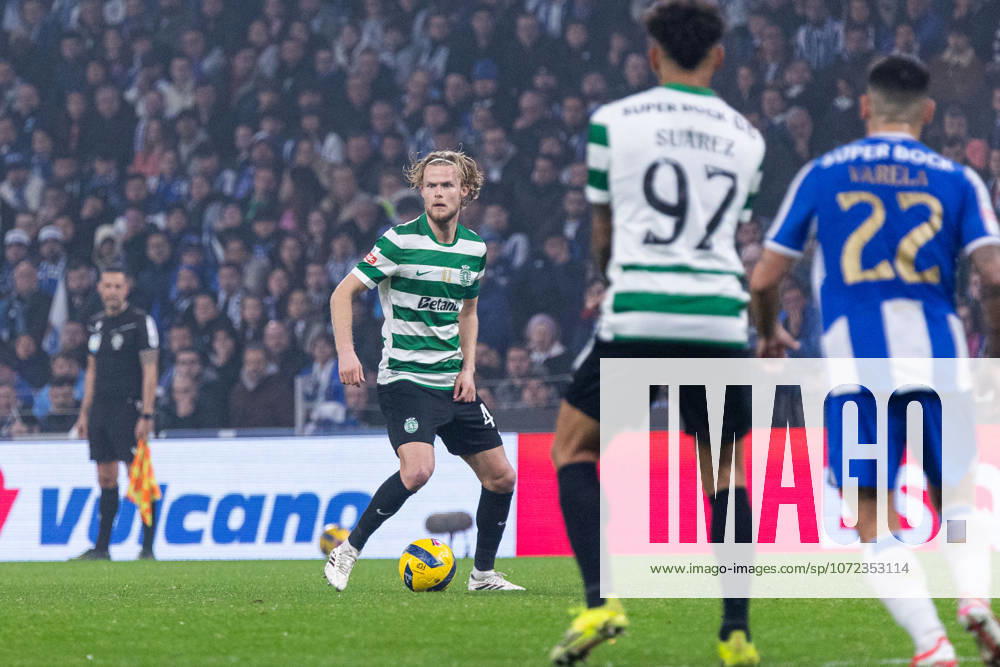 FC Porto Vs Sporting for the Portuguese First League in Porto - 09 Feb 2026 Sporting CP s player, Morten Hjulmand, in action during the classic match for the Portuguese First League between FC Porto and Sporting CP at Dragon Stadium. Final score; FC Porto 1:1 Sporting CP Porto Portugal