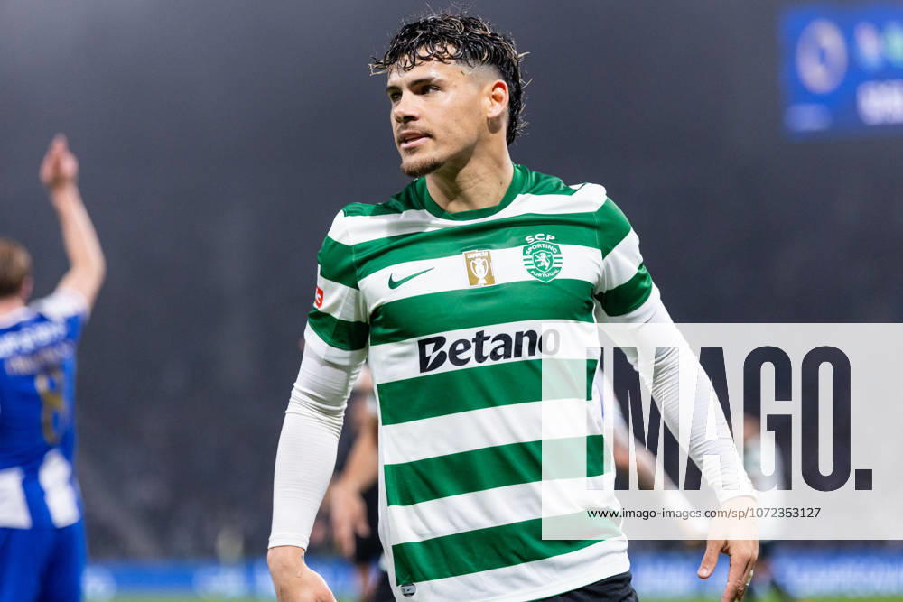 FC Porto Vs Sporting for the Portuguese First League in Porto - 09 Feb 2026 Sporting CP s player, Maxi Araujo seen during the classic match for the Portuguese First League between FC Porto and Sporting CP at Dragon Stadium. Final score; FC Porto 1:1 Sporting CP Porto Portugal