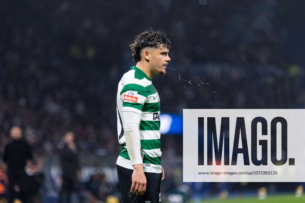 FC Porto Vs Sporting for the Portuguese First League in Porto - 09 Feb 2026 Sporting CP s player, Maxi Araujo reacts during the classic match for the Portuguese First League between FC Porto and Sporting CP at Dragon Stadium. Final score; FC Porto 1:1 Sporting CP Porto Portugal