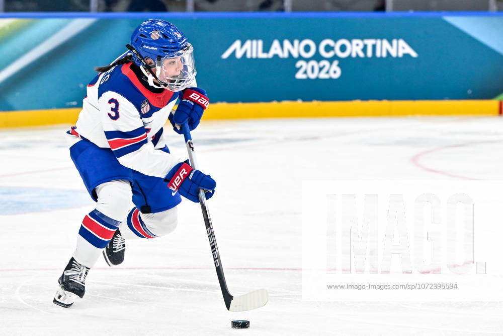 Milano, Santa Giulia Ice Hockey Arena, Winter Olympics Canada Usa Ice Hockey , Cayla Barnes of USA Milano Santa Giulia Ice Hockey Arena Lombardy Italy