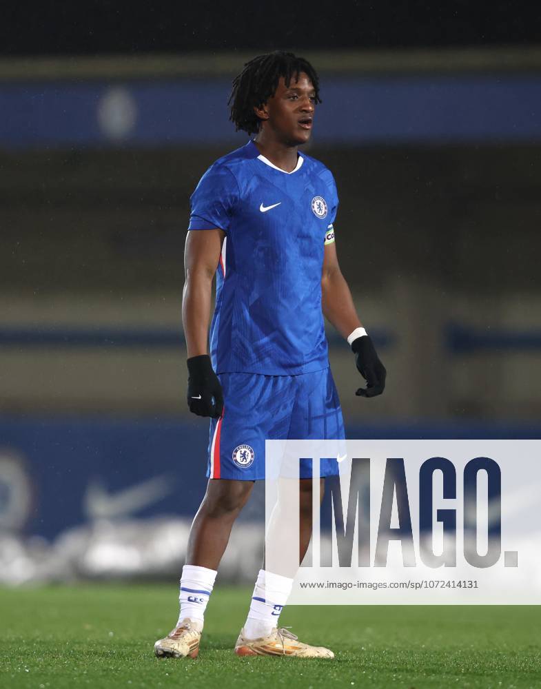. - Chelsea U18 v Manchester City U18, FA Youth Cup, Fifth Round, Kingsmeadow Stadium, Kingston Upon Thames, London, UK - 9th February 2026. Daniel Weir Crystal Pix Daniel Weir Crystal Pix Shumaira Mheuka of Chelsea U18. - Chelsea U18 v Manchester City U18, FA Youth Cup, Fifth Round, Kingsmeadow Stadium, Kingston Upon Thames, London, UK - 9th February 2026. Daniel Weir Crystal Pix London Kingsmeadow Stadium UK