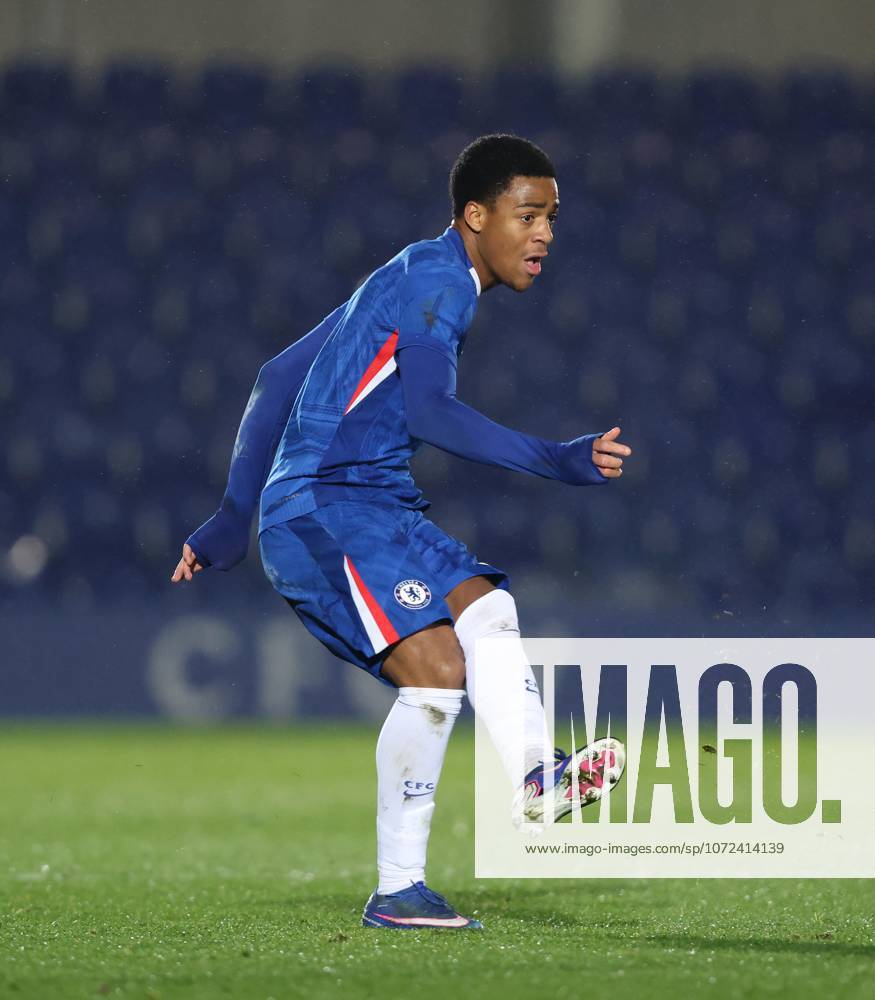 . - Chelsea U18 v Manchester City U18, FA Youth Cup, Fifth Round, Kingsmeadow Stadium, Kingston Upon Thames, London, UK - 9th February 2026. Daniel Weir Crystal Pix Daniel Weir Crystal Pix Ryan Kavuma-McQueen of Chelsea U18. - Chelsea U18 v Manchester City U18, FA Youth Cup, Fifth Round, Kingsmeadow Stadium, Kingston Upon Thames, London, UK - 9th February 2026. Daniel Weir Crystal Pix London Kingsmeadow Stadium UK