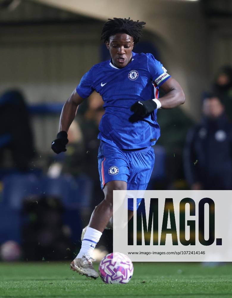 . - Chelsea U18 v Manchester City U18, FA Youth Cup, Fifth Round, Kingsmeadow Stadium, Kingston Upon Thames, London, UK - 9th February 2026. Daniel Weir Crystal Pix Daniel Weir Crystal Pix Shumaira Mheuka of Chelsea U18. - Chelsea U18 v Manchester City U18, FA Youth Cup, Fifth Round, Kingsmeadow Stadium, Kingston Upon Thames, London, UK - 9th February 2026. Daniel Weir Crystal Pix London Kingsmeadow Stadium UK