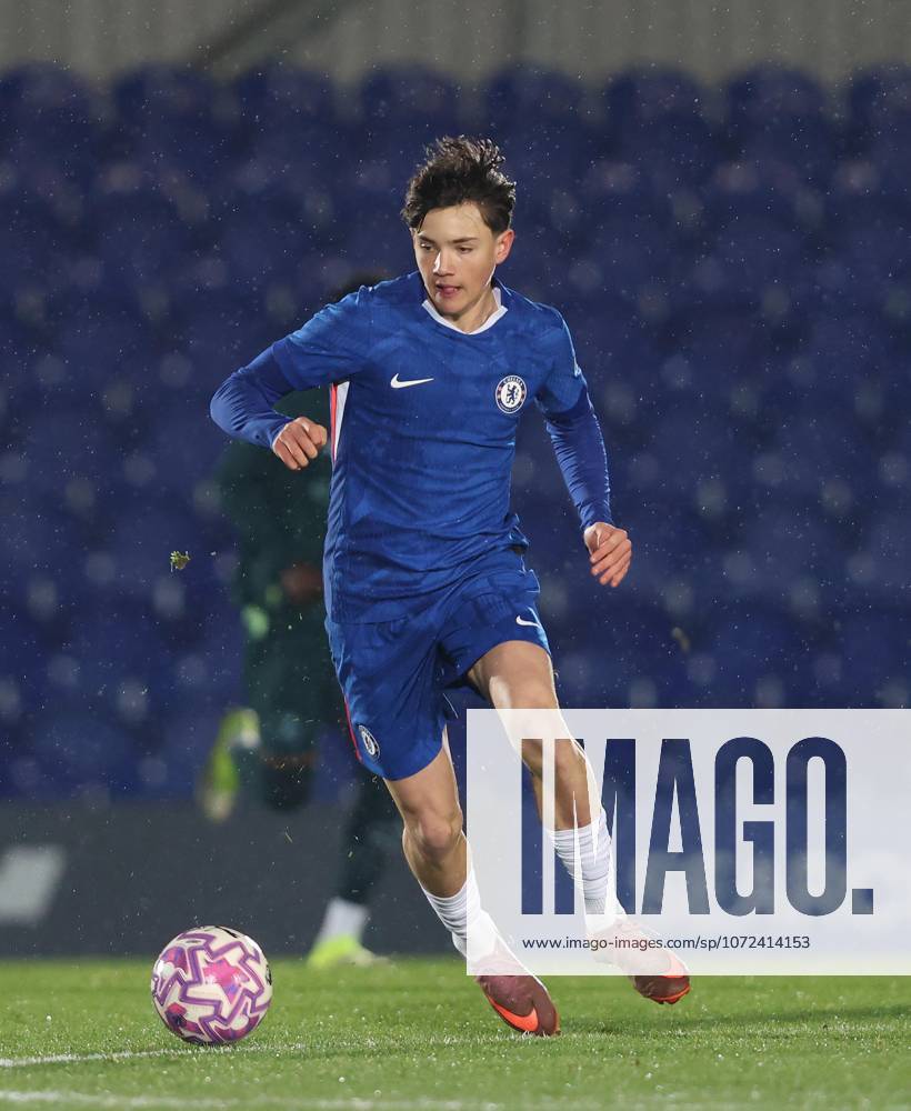 . - Chelsea U18 v Manchester City U18, FA Youth Cup, Fifth Round, Kingsmeadow Stadium, Kingston Upon Thames, London, UK - 9th February 2026. Daniel Weir Crystal Pix Daniel Weir Crystal Pix Reggie Walsh of Chelsea U18. - Chelsea U18 v Manchester City U18, FA Youth Cup, Fifth Round, Kingsmeadow Stadium, Kingston Upon Thames, London, UK - 9th February 2026. Daniel Weir Crystal Pix London Kingsmeadow Stadium UK