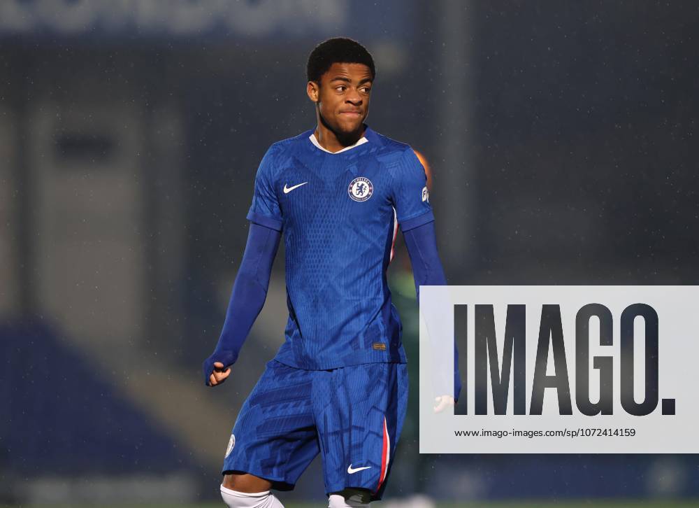 . - Chelsea U18 v Manchester City U18, FA Youth Cup, Fifth Round, Kingsmeadow Stadium, Kingston Upon Thames, London, UK - 9th February 2026. Daniel Weir Crystal Pix Daniel Weir Crystal Pix Ryan Kavuma-McQueen of Chelsea U18. - Chelsea U18 v Manchester City U18, FA Youth Cup, Fifth Round, Kingsmeadow Stadium, Kingston Upon Thames, London, UK - 9th February 2026. Daniel Weir Crystal Pix London Kingsmeadow Stadium UK