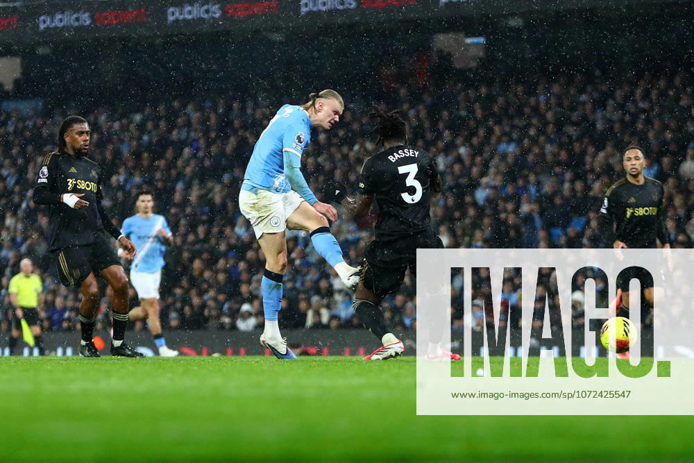 Manchester City v Fulham, Premier League Erling Haaland of Manchester City scores a GOAL 3-0 during the Manchester City v Fulham Premier League match at the Etihad Stadium, Manchester, England on 11 February 2026 Credit: Luke Williams Every Second Media Editorial use only. All images are copyright Every Second Media Limited. No images may be reproduced without prior permission. All rights reserved. Premier League and Football League images are subject to licensing agreements with Football DataCo Limited. see https: www.football-dataco.com