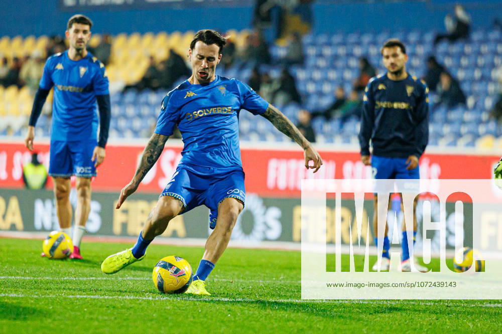 Ricard Sanchez seen during Liga Portugal game between teams of GD Estoril Praia and Vitoria SC at Estadio Antonio Coimbra da Mota (Maciej Rogowski Ball Raw Images) Estoril Estadio Antonio Coimbra da Mota Portugal