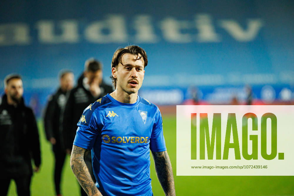 Ricard Sanchez seen during Liga Portugal game between teams of GD Estoril Praia and Vitoria SC at Estadio Antonio Coimbra da Mota (Maciej Rogowski Ball Raw Images) Estoril Estadio Antonio Coimbra da Mota Portugal