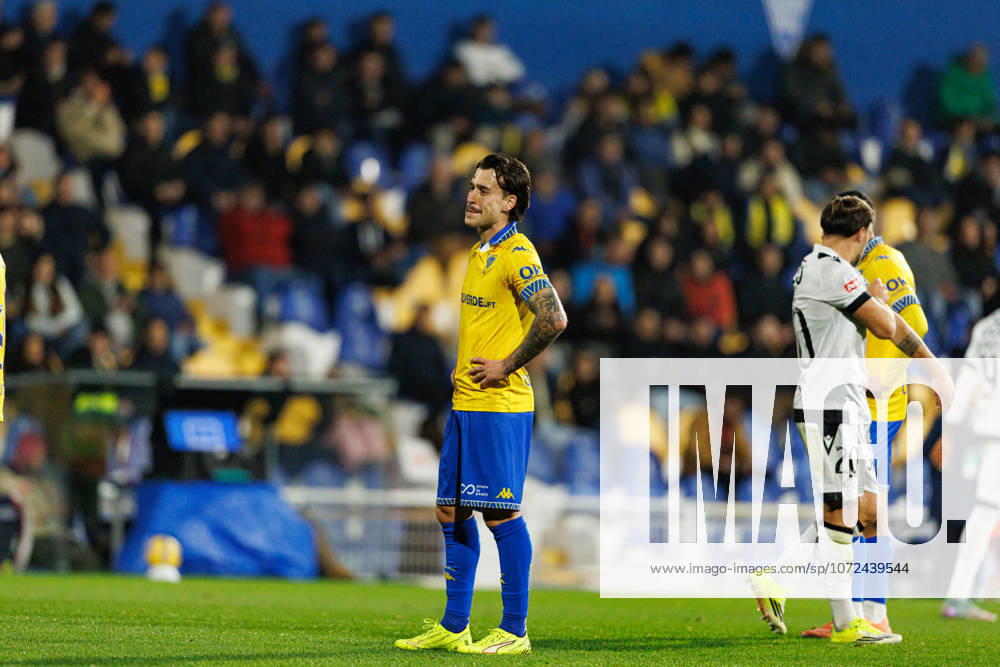 Ricard Sanchez seen during Liga Portugal game between teams of GD Estoril Praia and Vitoria SC at Estadio Antonio Coimbra da Mota (Maciej Rogowski Ball Raw Images) Estoril Estadio Antonio Coimbra da Mota Portugal