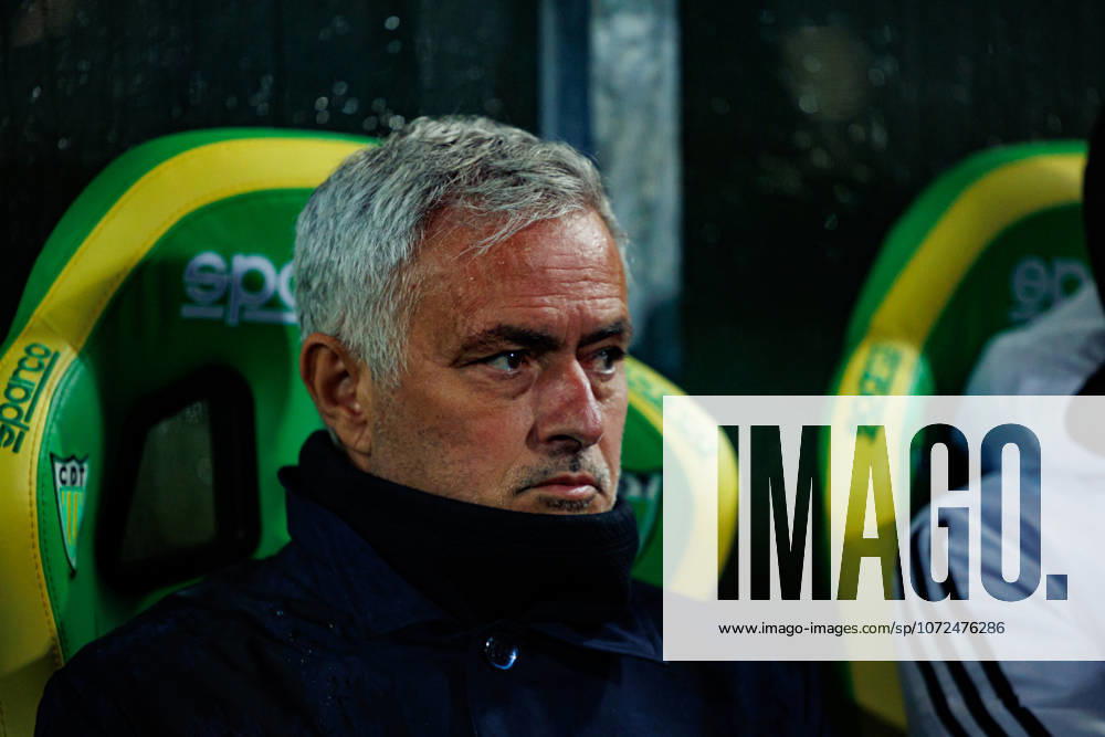 Jose Mourinho seen during Liga Portugal game between CD Tondela and SL Benfica (Maciej Rogowski Ball Raw Images) Tondela Estadio Joao Cardoso Portugal