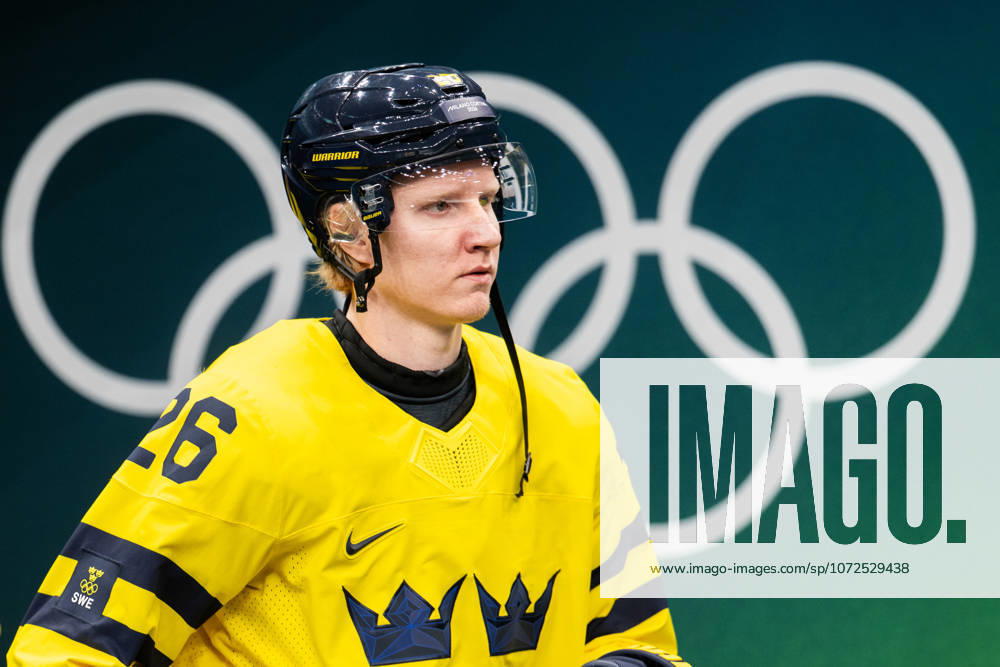 Rasmus Dahlin of Sweden ahead of the men s ice hockey game between Finland and Sweden during day 7 of the 2026 Winter Olympics on February 13, 2026 in Milan Photo Emma Wallskog BILDBYRAN kod EW EW0633 ishockey ice hockey olympic games olympics winter olympics os ol olympiska spel vinter os olympiske leker milano cortina 2026 milan cortina 2026 milano cortina 2026 olympic games milano cortina 2026 winter olympic games milano cortina os milano cortina ol vinter ol 7 bbeng sverige sweden finland
