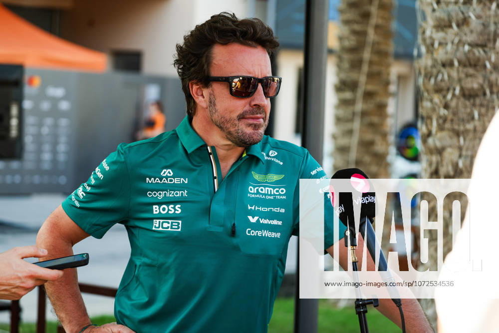 F1 - PRE-SEASON TESTING 2026 - BAHRAIN 1 ALONSO Fernando (spa), Aston Martin F1 Team Honda AMR26, portrait during the Formula 1 Aramco pre-season testing 2026 of the 2026 FIA Formula One World Championship, WM, Weltmeisterschaft from February 11 to 13, 2026 on the Bahrain International Circuit, in Sakhir, Bahrain - SakhirBahrain