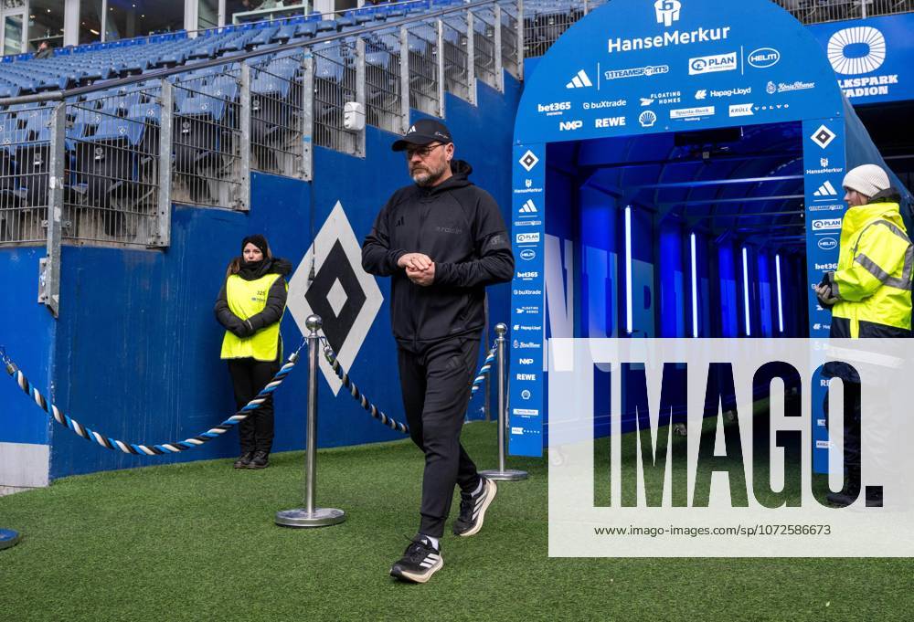 Soccer, Men, Season 2025 2026, 1 Bundesliga 22 Matchday , Hamburger SV 1 FC Union Berlin, Coach Steffen Baumgart 1 FC Union before the match, 14 02 2026,