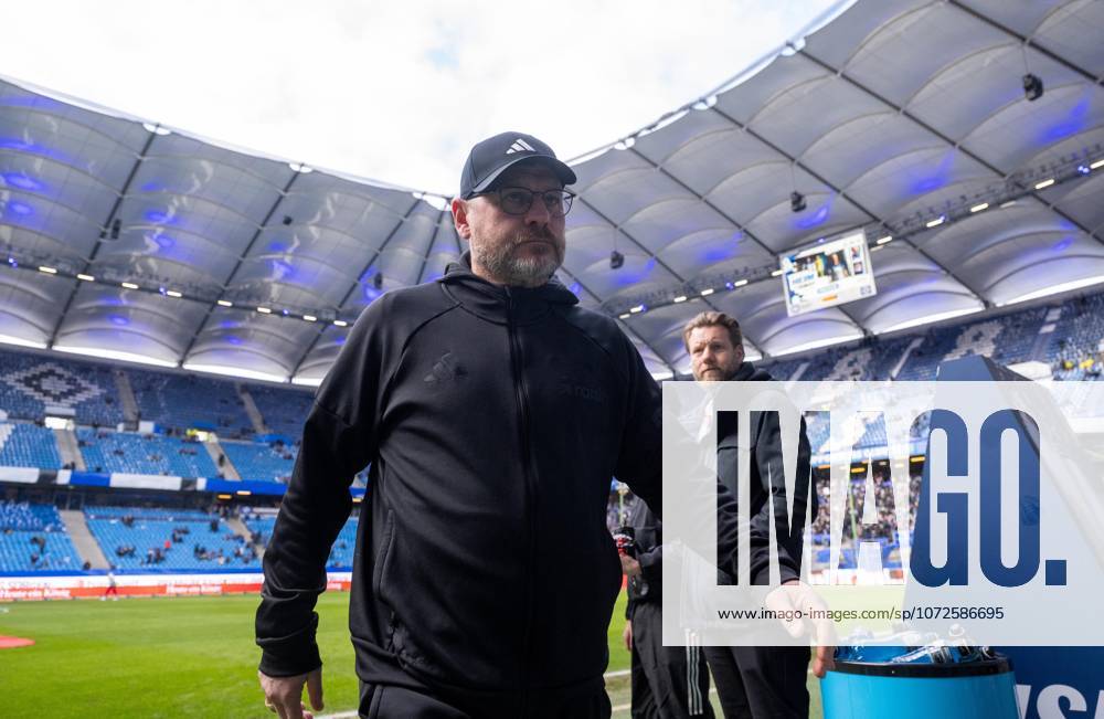Soccer, Men, Season 2025 2026, 1 Bundesliga 22 Matchday , Hamburger SV 1 FC Union Berlin, Coach Steffen Baumgart 1 FC Union before the match, 14 02 2026,