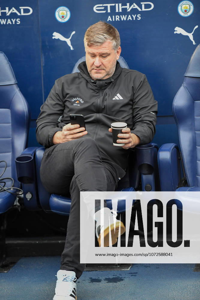 Manchester City v Salford City Emirates FA Cup Salford City manager Karl Robinsond before the Emirates FA Cup Fourth Round match at the Etihad Stadium, Manchester 14 02 2026 UK Newspapers OUT