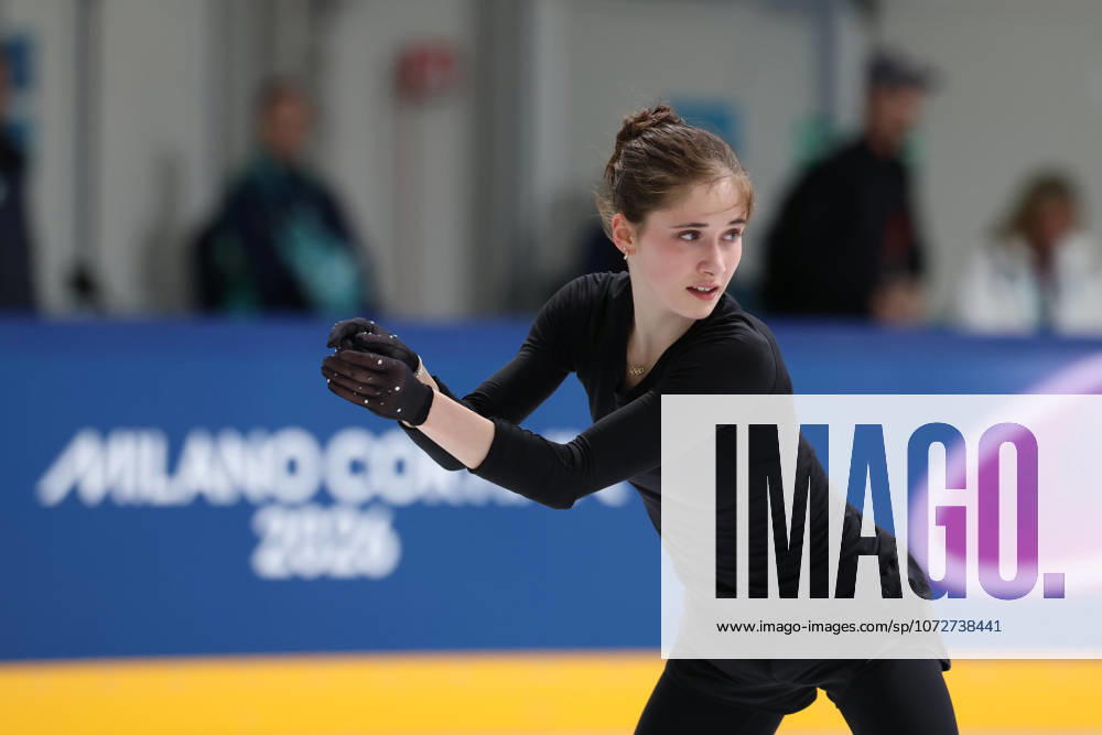 ISABEAU LEVITO of USA wears an olympic rings necklace as she skates her short program in a Women Single Skating official practice session at the Milano Cortina 2026 Winter Olympic Games, Olympische Spiele, Olympia, OS Milan Italy - ZUMAc179 20260216_oly_c179_189