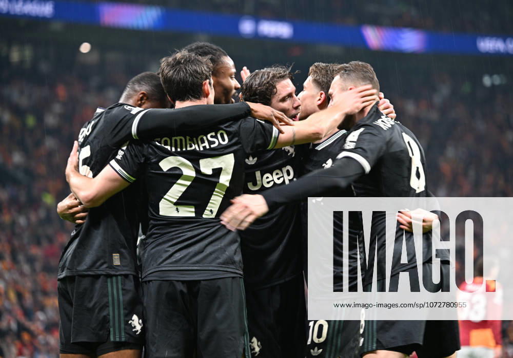 Galatasaray v Juventus - UEFA Champions League ISTANBUL, TURKIYE - FEBRUARY 17: Juventus players celebrate after scoring during the UEFA Champions League Round of 16 play-off first leg match between Galatasaray and Juventus at RAMS Park in Istanbul, Turkiye, on February 17, 2026. Elif Ozturk Anadolu Istanbul Turkey. Editorial use only. Please get in touch for any other usage.