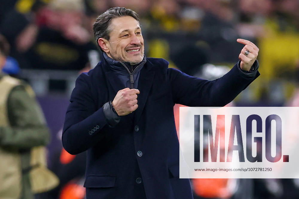 Football, UEFA Champions League, Borussia Dortmund Atalanta Bergamo, BVB Stadion, Play Offs first leg, Season 2025 2026 Head coach Niko Kovac BVB hc wildly gesticulating on the sidelines Regulations prohibit any use of photographs as image sequences and or quasi video North Rhine-Westphalia Germany