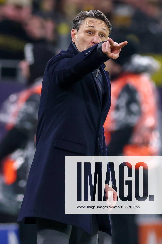 Football, UEFA Champions League, Borussia Dortmund Atalanta Bergamo, BVB Stadion, Play Offs first leg, Season 2025 2026 Head coach Niko Kovac BVB hc wildly gesticulating on the sidelines Regulations prohibit any use of photographs as image sequences and or quasi video North Rhine-Westphalia Germany
