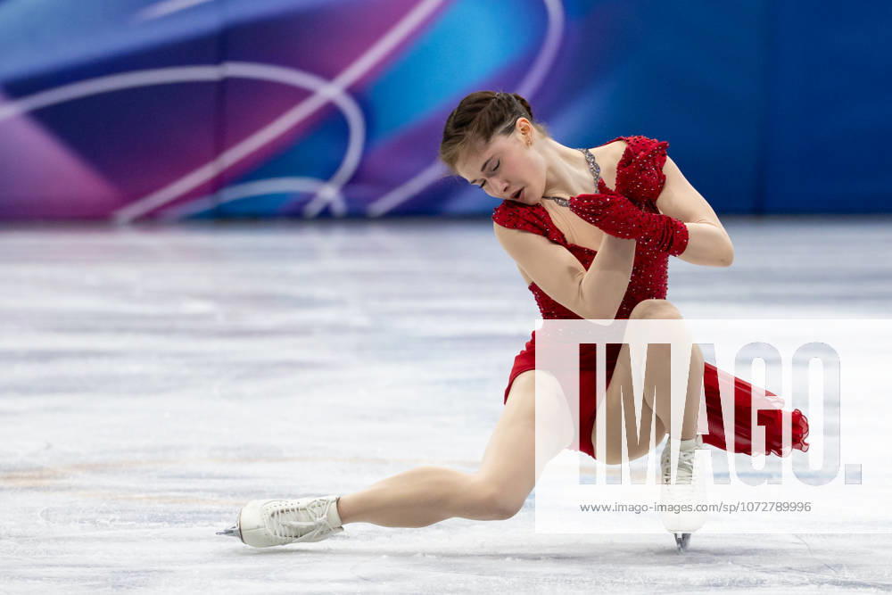 Isabeau Levito of the United States performs in the Women Figure skating, Eiskunstlauf Short Program during the 2026 Winter Olympics at the Milano Ice Skating Arena on Tuesday in Milano. Milano Italy - ZUMAj89_ 20260217_oly_j89_122