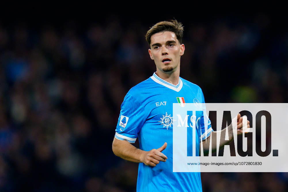 SSC Napoli v AS Roma - Serie A Enilive Miguel Gutierrez of SSC Napoli during the serie Serie A Enilive match between SSC Napoli and AS Roma at Stadio Diego Armando Maradona on February 15, 2026 in Naples, Italy Naples Stadio Diego Armando Maradona Naples Italy