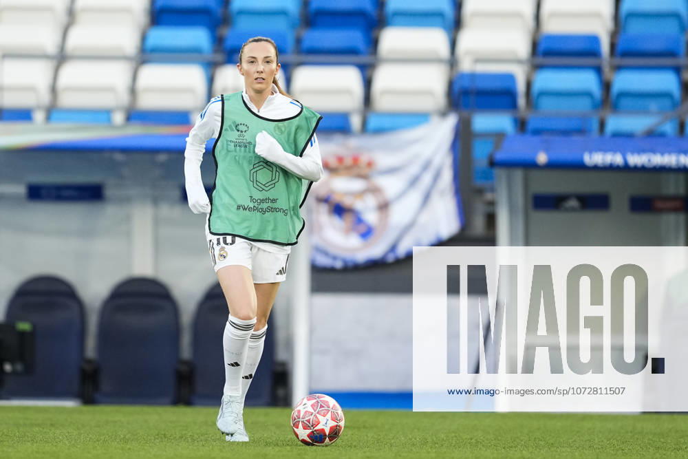 Caroline Weir of Real Madrid CF warms up during the UEFA Women s Champions League 2025 26 KO play-offs Second Leg match between Real Madrid C.F. and Paris FC at Alfredo Di Stefano on February 18, 2026 in Madrid, Spain. Real Madrid C.F. V Paris FC - UEFA Women s Champions League 2025 26 KO Play-Offs Second Leg - ZUMAa181 20260218_zaa_a181_015