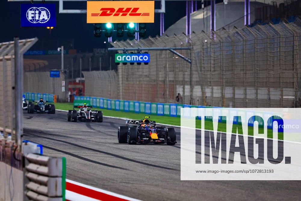 F1 - PRE-SEASON TESTING 2026 - BAHRAIN 2 Practice start procedure: 06 HADJAR Isack (fra), Red Bull Racing Ford RB22, action during the Formula 1 Aramco pre-season testing 2026 of the 2026 FIA Formula One World Championship, WM, Weltmeisterschaft from February 18 to 20, 2026 on the Bahrain International Circuit, in Sakhir, Bahrain - SakhirBahrain