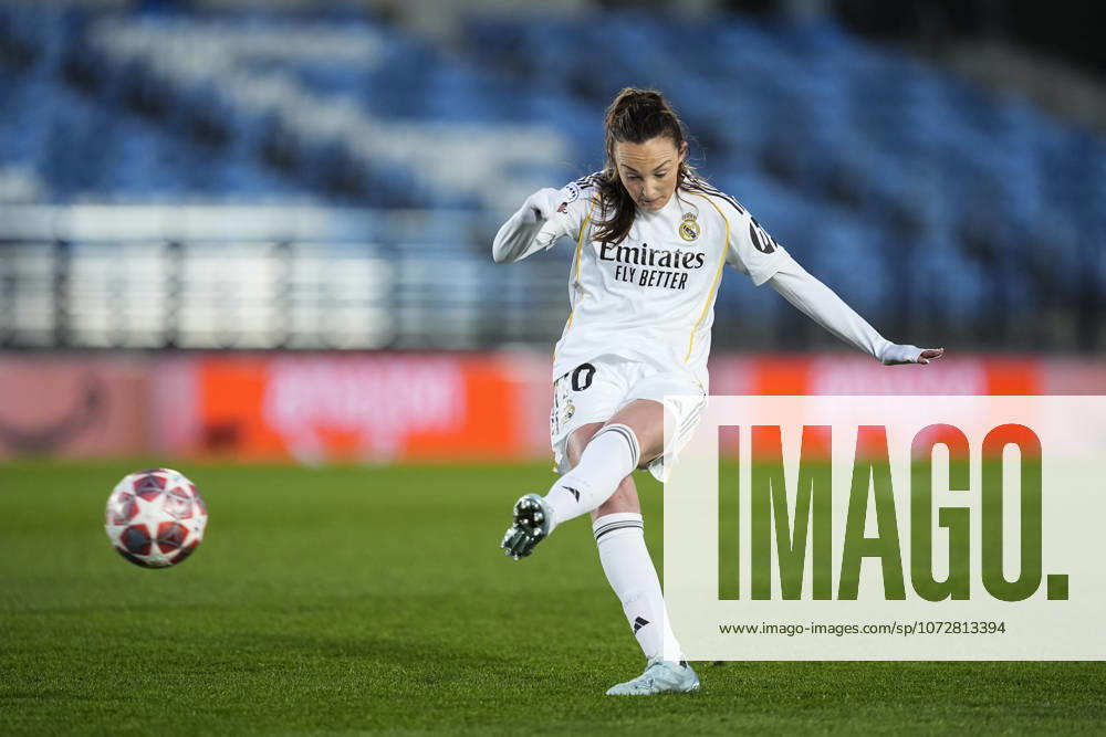 Caroline Weir of Real Madrid CF in action during the UEFA Women s Champions League 2025 26 KO play-offs Second Leg match between Real Madrid C.F. and Paris FC at Alfredo Di Stefano on February 18, 2026 in Madrid, Spain. Real Madrid C.F. V Paris FC - UEFA Women s Champions League 2025 26 KO Play-Offs Second Leg - ZUMAa181 20260218_zaa_a181_026