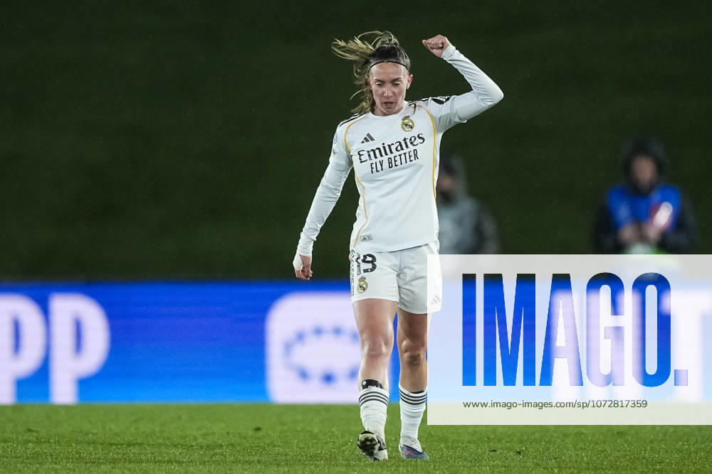 Eva Navarro of Real Madrid CF celebrates an own goal scored by Melween N Dongala of Paris FC during the UEFA Women s Champions League 2025 26 KO play-offs Second Leg match between Real Madrid C.F. and Paris FC at Alfredo Di Stefano on February 18, 2026 in Madrid, Spain. Valdebebas Spain - ZUMAa181 20260218_zaa_a181_060