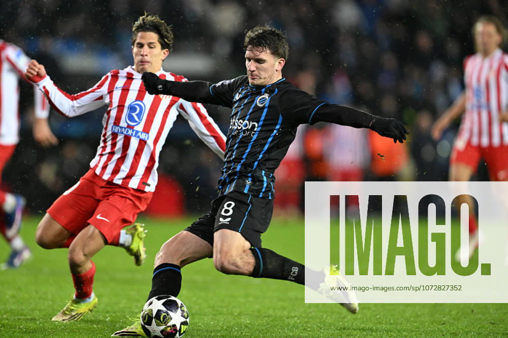 Club Brugge vs Atletico Madrid Christos Tzolis (8) of Club Brugge scores the 3-3 equalizer goal during the Uefa Champions League Knock Out play offs first leg in season 2025 - 2026 between Club Brugge KV and Atletico de Madrid on February 18 , 2026 in Brugge, Belgium. (Photo by David Catry Isosport) Brugge Belgium
