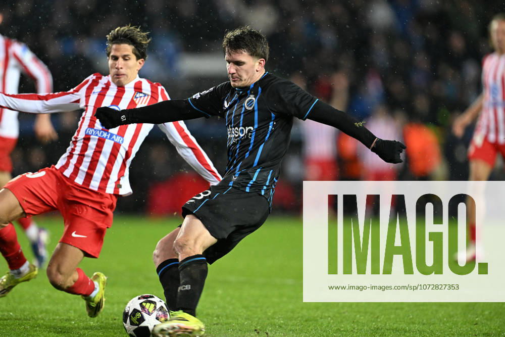 Club Brugge vs Atletico Madrid Christos Tzolis (8) of Club Brugge scores the 3-3 equalizer goal during the Uefa Champions League Knock Out play offs first leg in season 2025 - 2026 between Club Brugge KV and Atletico de Madrid on February 18 , 2026 in Brugge, Belgium. (Photo by David Catry Isosport) Brugge Belgium