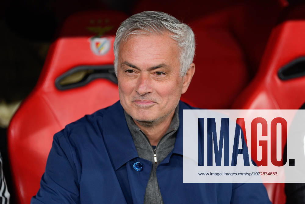 Jose Mourinho, SL Benfica Coach, in action during UEFA Champions League 2025 26 KO play-offs 1st leg between SL Benfica and Real Madrid CF at Estadio da Luz..Final score: SL Benfica 0:1 Real Madrid CF Final score: SL Benfica 0:1 Real Madrid CF Lisbon Portugal - ZUMAs197 20260218_aaa_s197_356