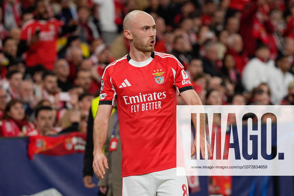 Fredrik Aursnes of SL Benfica in action during UEFA Champions League 2025 26 KO play-offs 1st leg between SL Benfica and Real Madrid CF at Estadio da Luz..Final score: SL Benfica 0:1 Real Madrid CF Final score: SL Benfica 0:1 Real Madrid CF Lisbon Portugal - ZUMAs197 20260218_aaa_s197_360