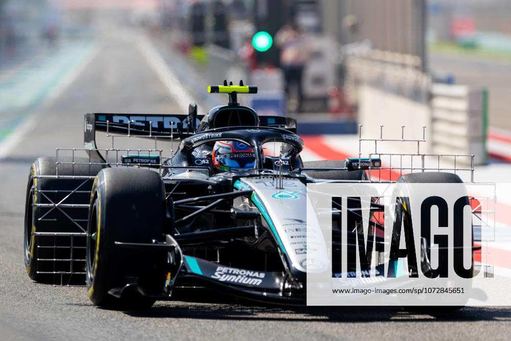 Kimi Antonelli Mercedes AMG Petronas Formula One Team, Italy, 12 in W17, BAH, Formula 1 World Championship, Pre Season Test 2, Bahrain International Circuit, Test Day 1, 2026 season, 18 02 2026 BAH, Formula 1 World Championship, Pre Season Test 2, Bahrain International Circuit, Test Day 1, 2026 season, 18 02 2026 Sakhir