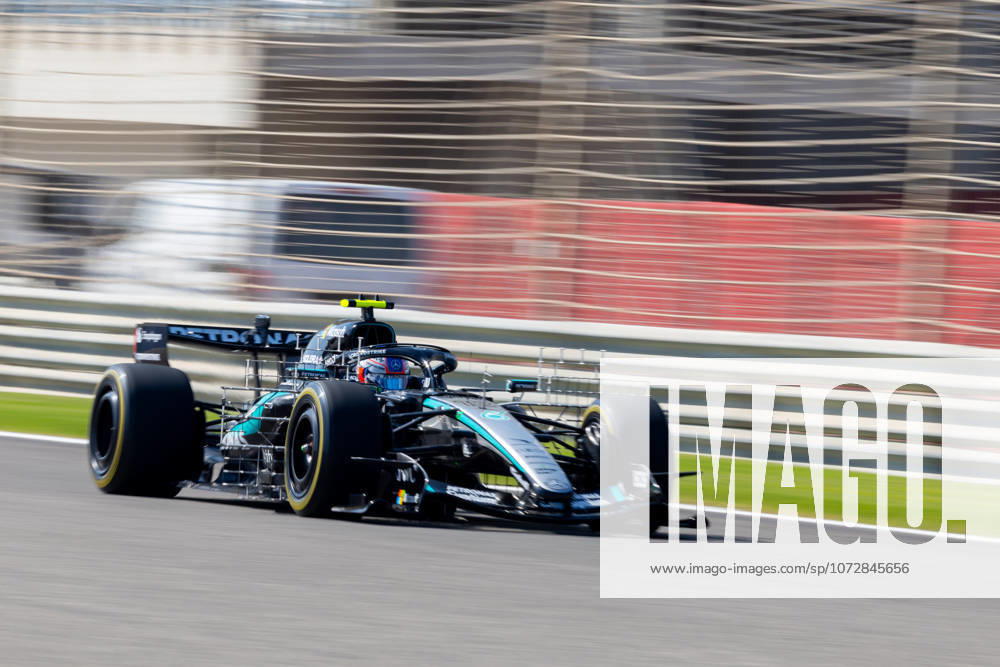 Kimi Antonelli Mercedes AMG Petronas Formula One Team, Italy, 12 in W17, BAH, Formula 1 World Championship, Pre Season Test 2, Bahrain International Circuit, Test Day 1, 2026 season, 18 02 2026 BAH, Formula 1 World Championship, Pre Season Test 2, Bahrain International Circuit, Test Day 1, 2026 season, 18 02 2026 Sakhir